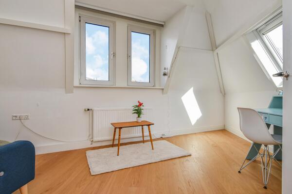 photo 64 Oosteinde 191