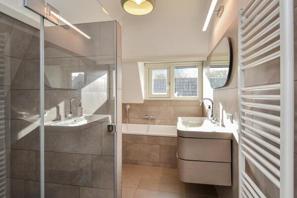 photo 67 Oosteinde 191