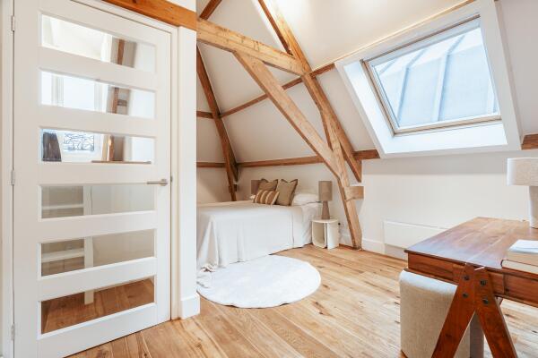 photo 21 Van Baerlestraat 17 3