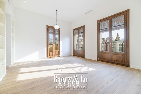 photo 3 Penthouse for sale in Dreta de l'Eixample