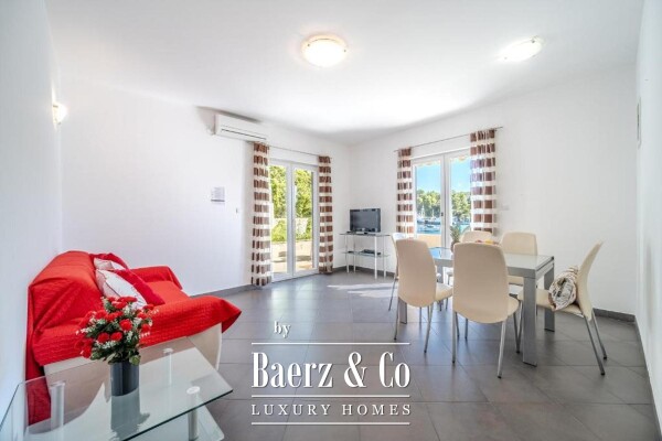 photo 15 Brač, Milna, house with six apartments, first row to the sea