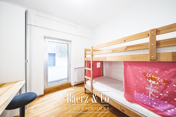 photo 16 Zagreb, Jelenovac, spacious three bedroom apartment with balcony and garden, with 2 garage, 202 m²