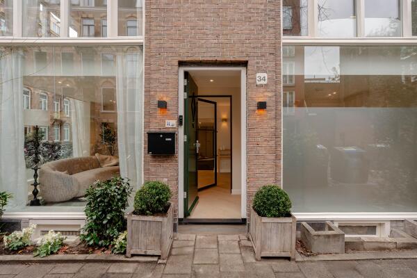 photo 37 Eerste Helmersstraat 34