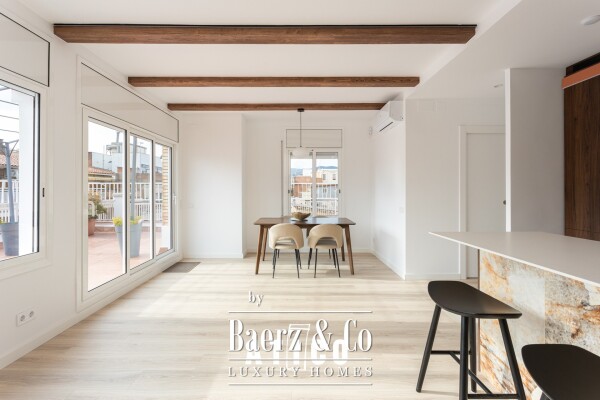 photo 3 Penthouse for sale in Gràcia