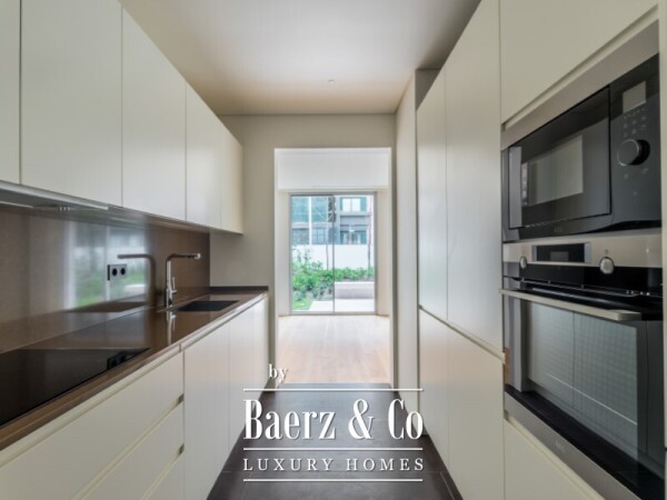 photo 11 Excellent 2 bedrooms en-suite apartment with parking space and storage in Amoreiras