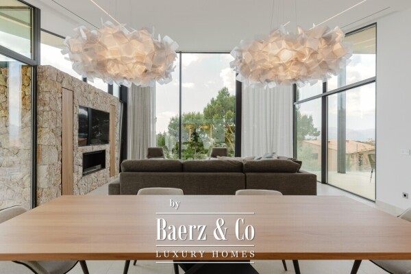 photo 10 Fantastic villa with panoramic views and exclusive furnishings