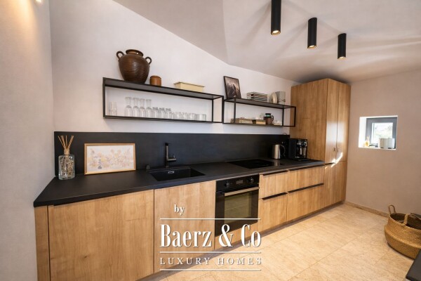 photo 11 Luxurious Villa in Budva Municipality with a Panoramic Sea View