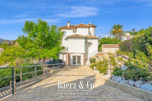 photo 5 Private Mediterranean villa with elegant outdoor living in Cortijo San Rafael