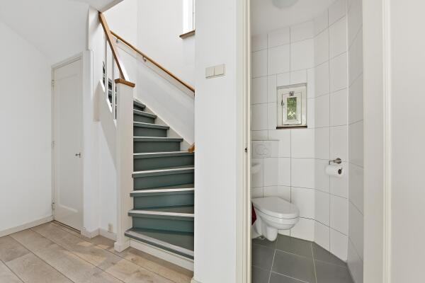 photo 36 Charlotte de Bourbonstraat 24