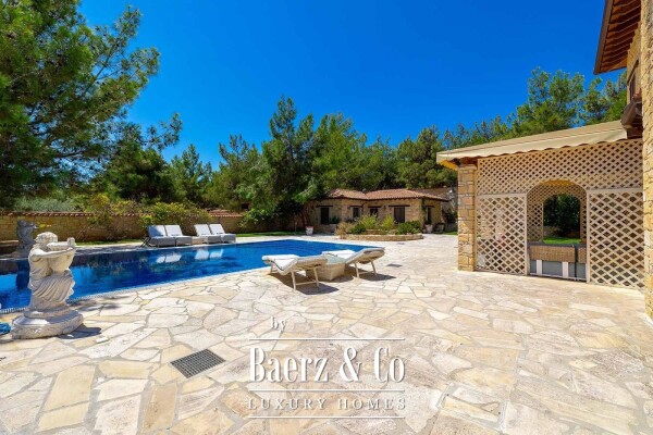 photo 21 Private Luxury Residence with Guest House, Wellness Facilities & Resort-Style Grounds