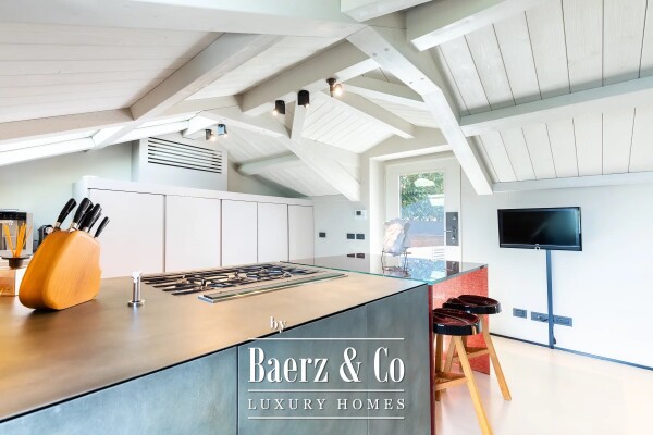 photo 22 Luxury Penthouse with Lake Views in Historic Arona