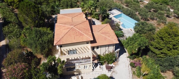 photo 1 Sea View Villa with Pool and Excellent Investment Potential – Keri Lake