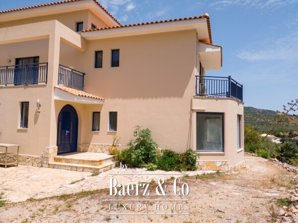 photo 3 Sea View Villa with Pool and Excellent Investment Potential – Keri Lake