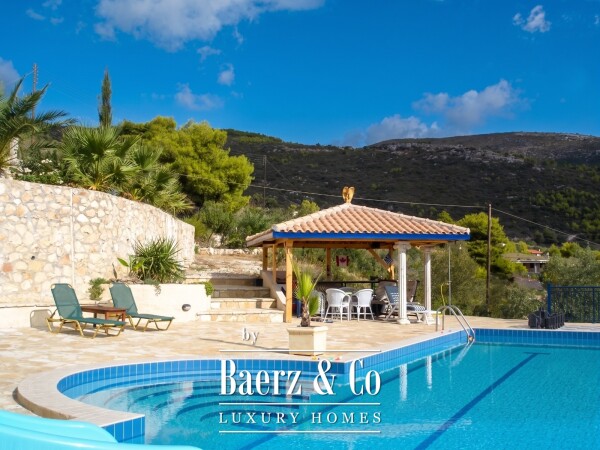 photo 6 Sea View Villa with Pool and Excellent Investment Potential – Keri Lake