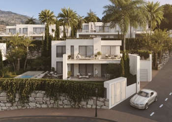 Four-Bedroom Villa with Private Elevator on an 815 m² Plot, Mijas