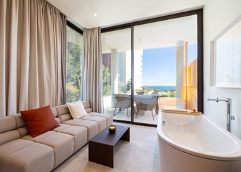 Luxury Sky Villa with incredible views