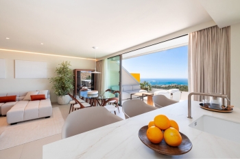Luxury Sky Villa with Panoramic Sea Views