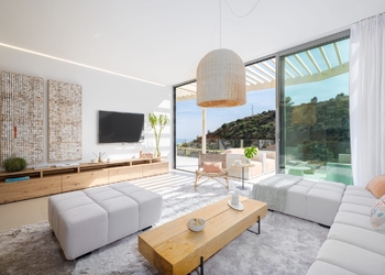 Luxury Sky Villa with Private Solarium and Panoramic Views
