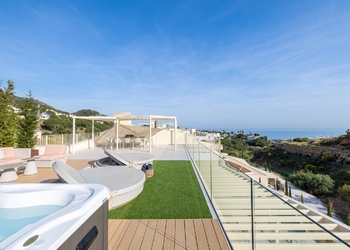 Luxury Sky Villa with Private Terrace and Valley Views