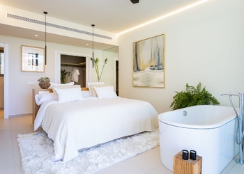 Luxury Garden Villa with Private Garden and Water Feature