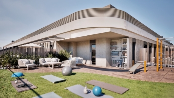 Premium penthouse with large terrace and open city views